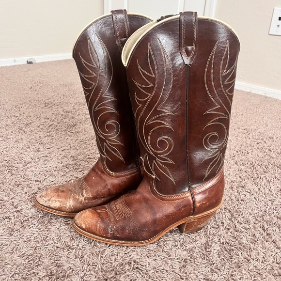 Cowgirl boots - Picture 1 of 6